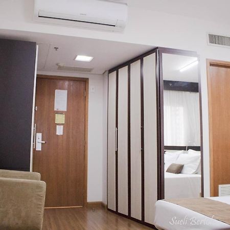 Lindo Flat Em Hotel 4 Estrelas Na Bela Vista เซาเปาโล ภายนอก รูปภาพ