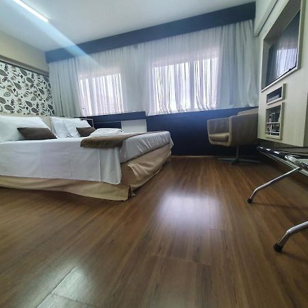 Lindo Flat Em Hotel 4 Estrelas Na Bela Vista เซาเปาโล ภายนอก รูปภาพ