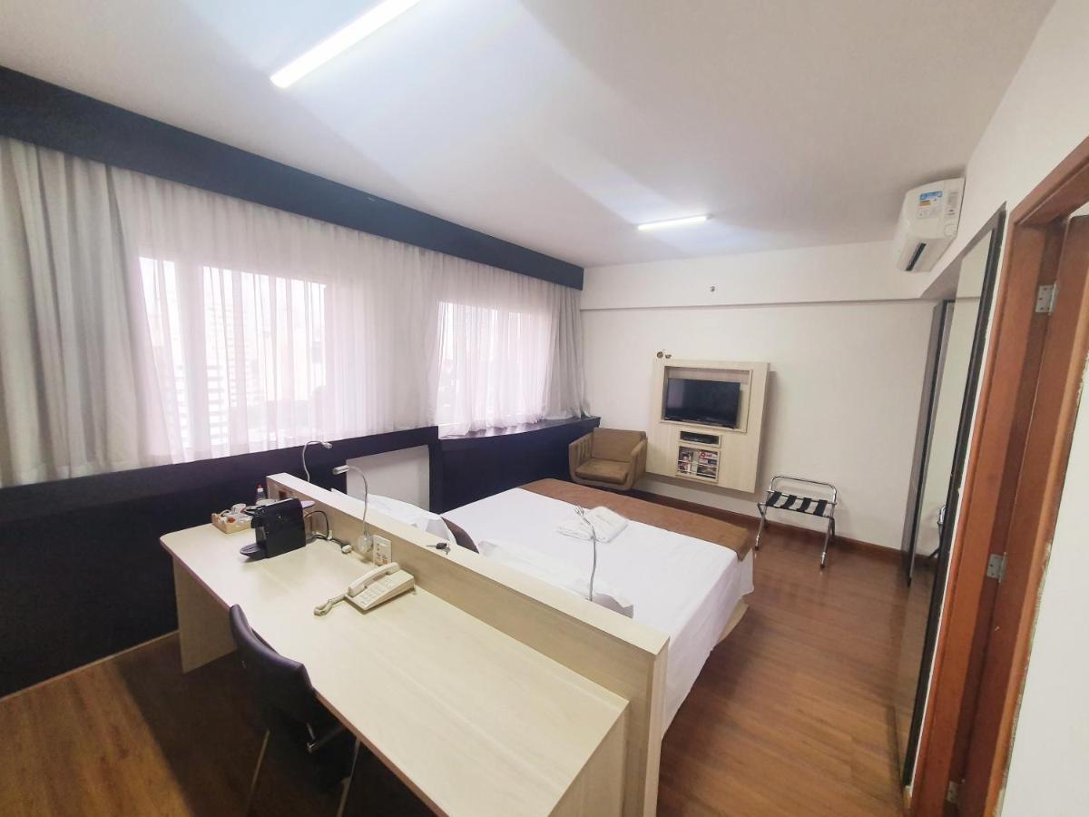 Lindo Flat Em Hotel 4 Estrelas Na Bela Vista เซาเปาโล ภายนอก รูปภาพ